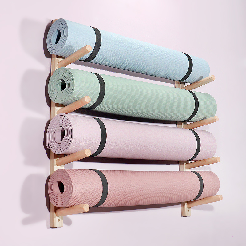 Houten yogamathouder voor wand - Home Gym Yoga Studio recensie en prijs